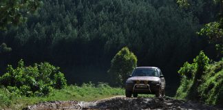 Driving in Uganda: Important Things to Know Driving in Uganda